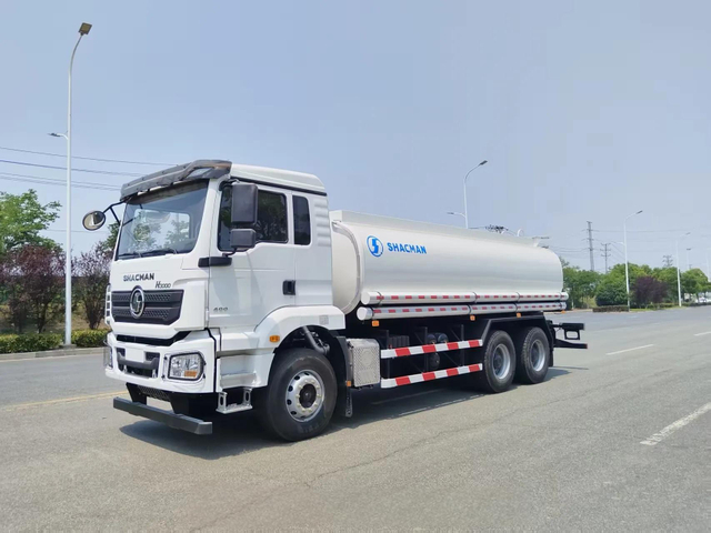 Shacman H3000 6X4 20000L Water Tanker Sprinkler Truck 