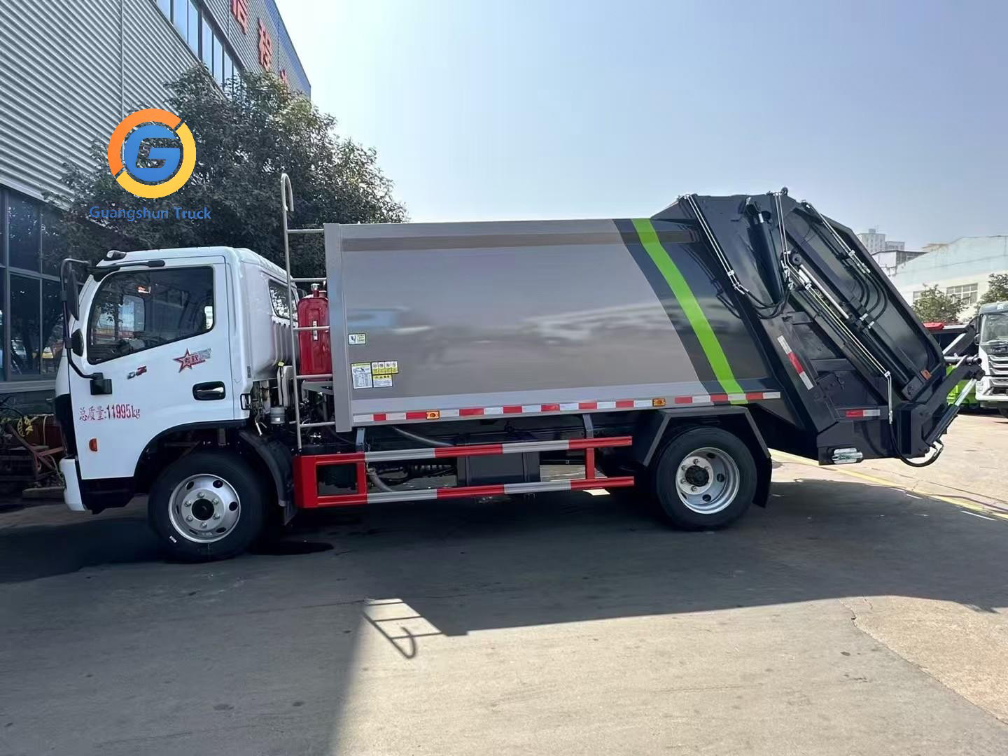 Garbage Truck