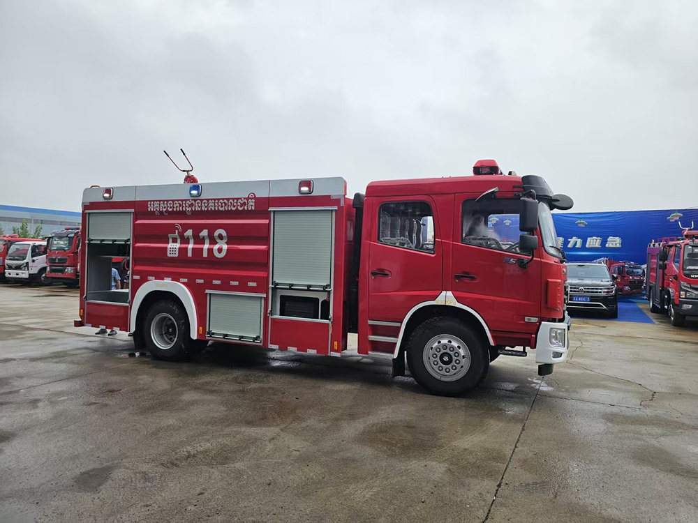 Dongfeng 4X2 Fire Truck 