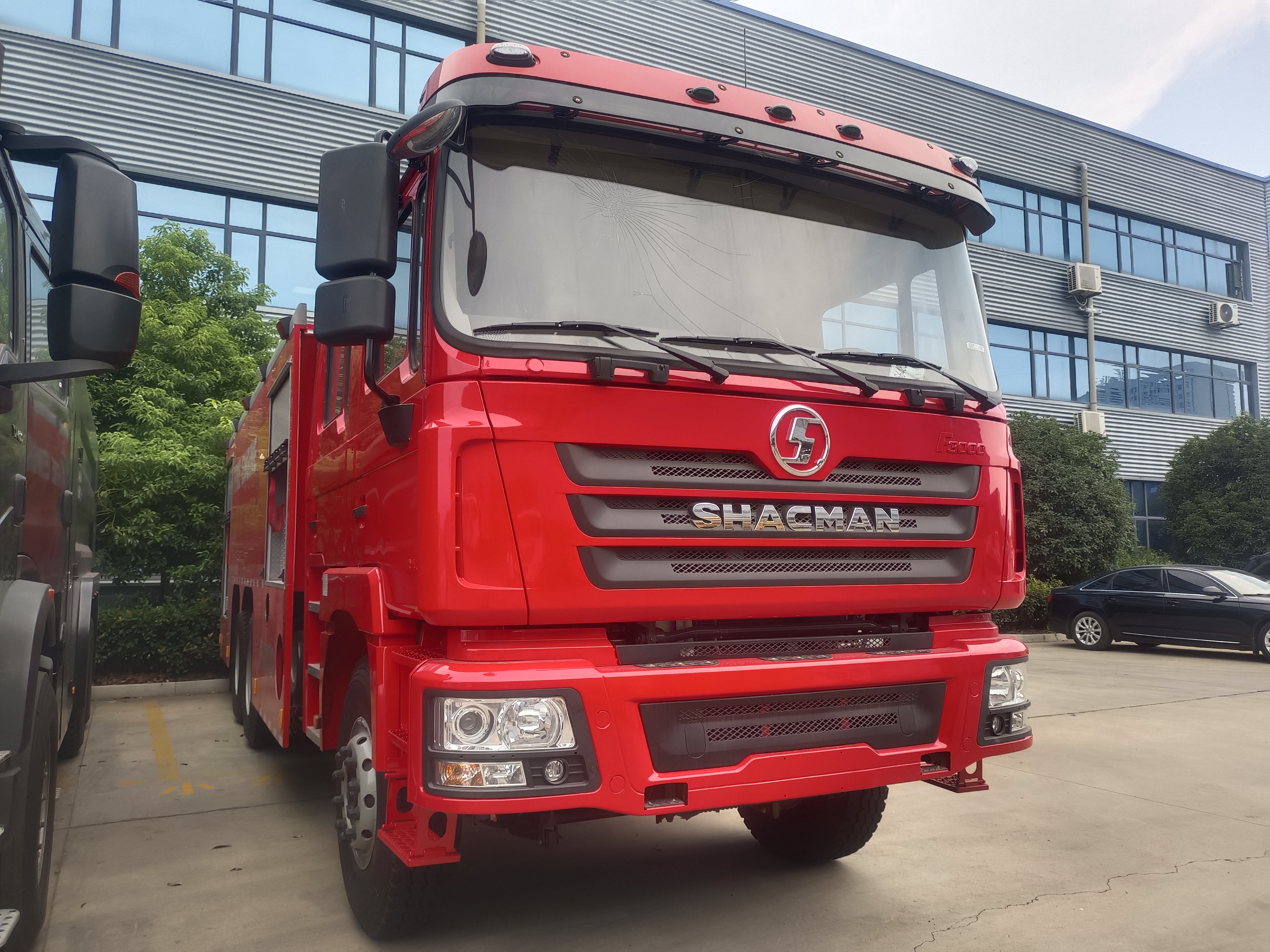 Shacman F3000 6x4 消防车 (3)