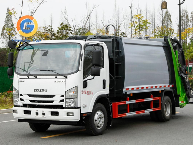 ISUZU 4X2 KV600 8cbm Compressed Garbage Truck