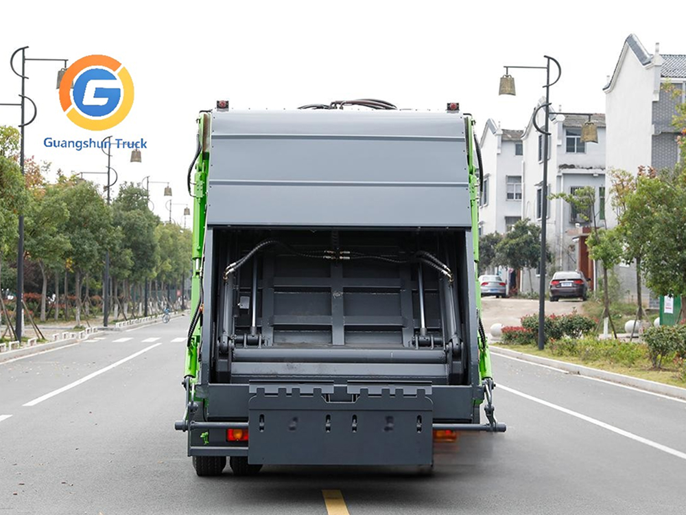 Dongfeng 4X2 14cbm Compressed Garbage Truck