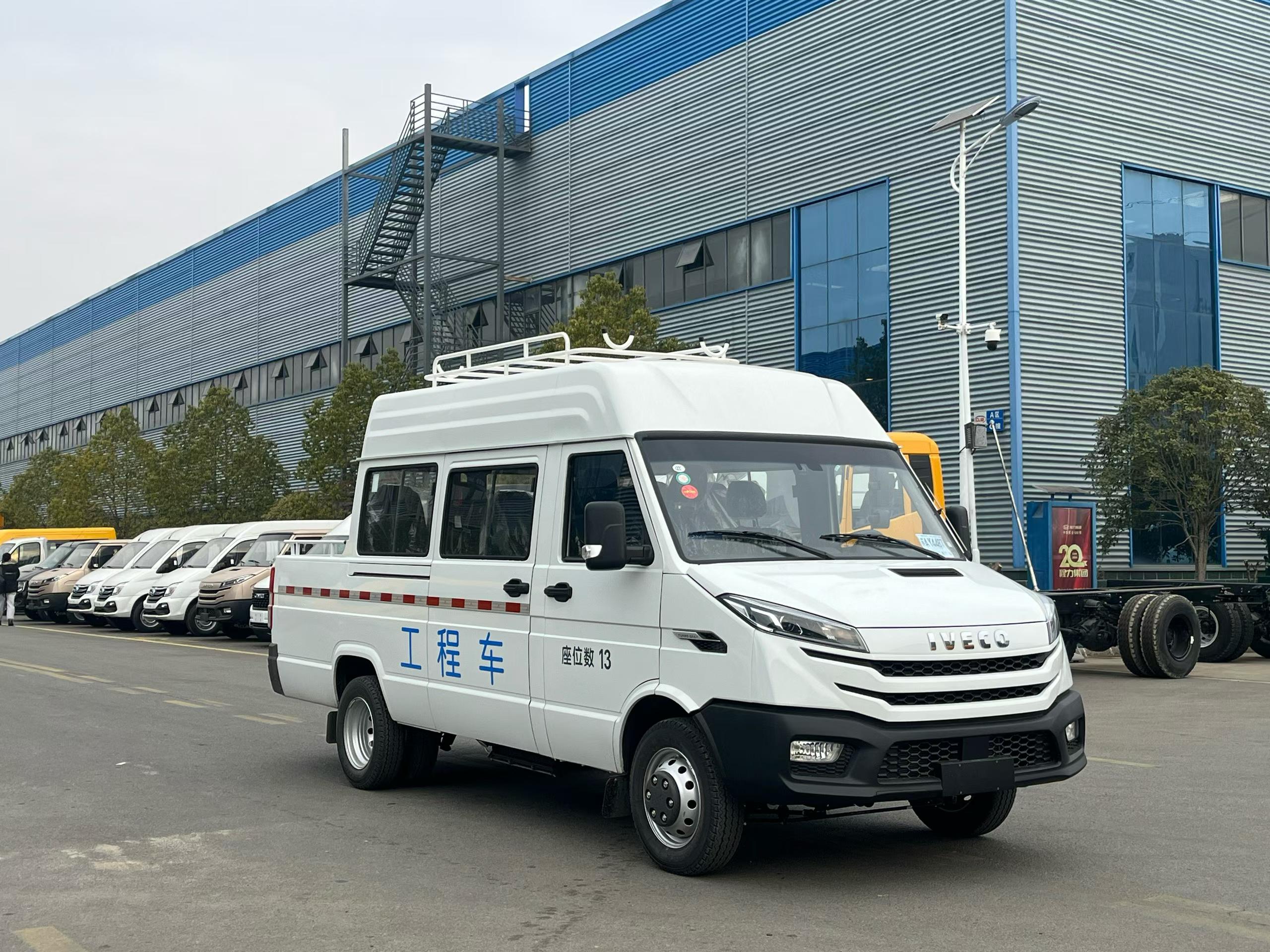 IVECO 13 Seats Engineering Vehicle