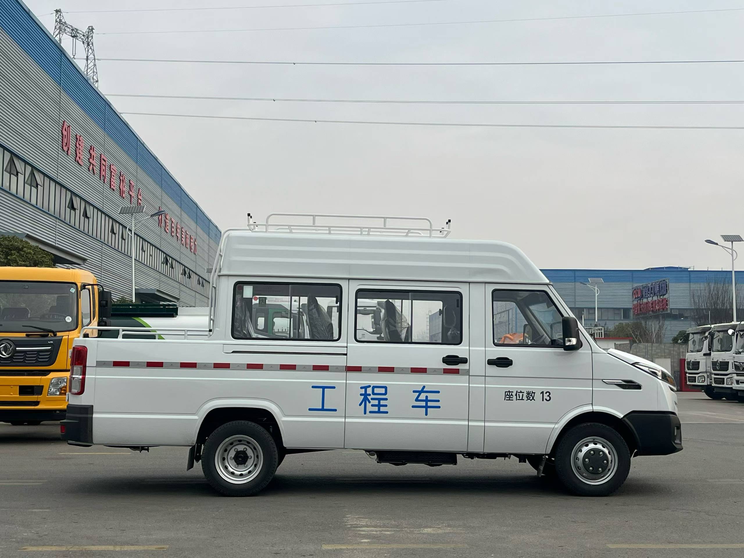 IVECO 13 Seats Engineering Vehicle